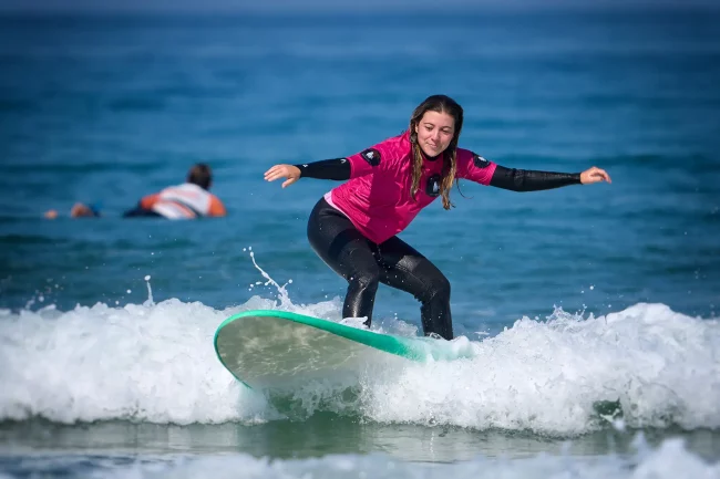 Everything You Need to Know About Beginner Surf Lessons